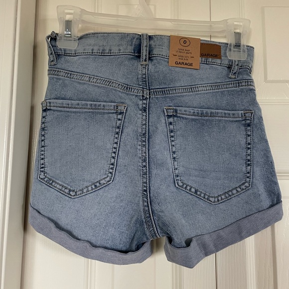 Garage Women’s Denim Jean Shorts - Picture 2 of 2